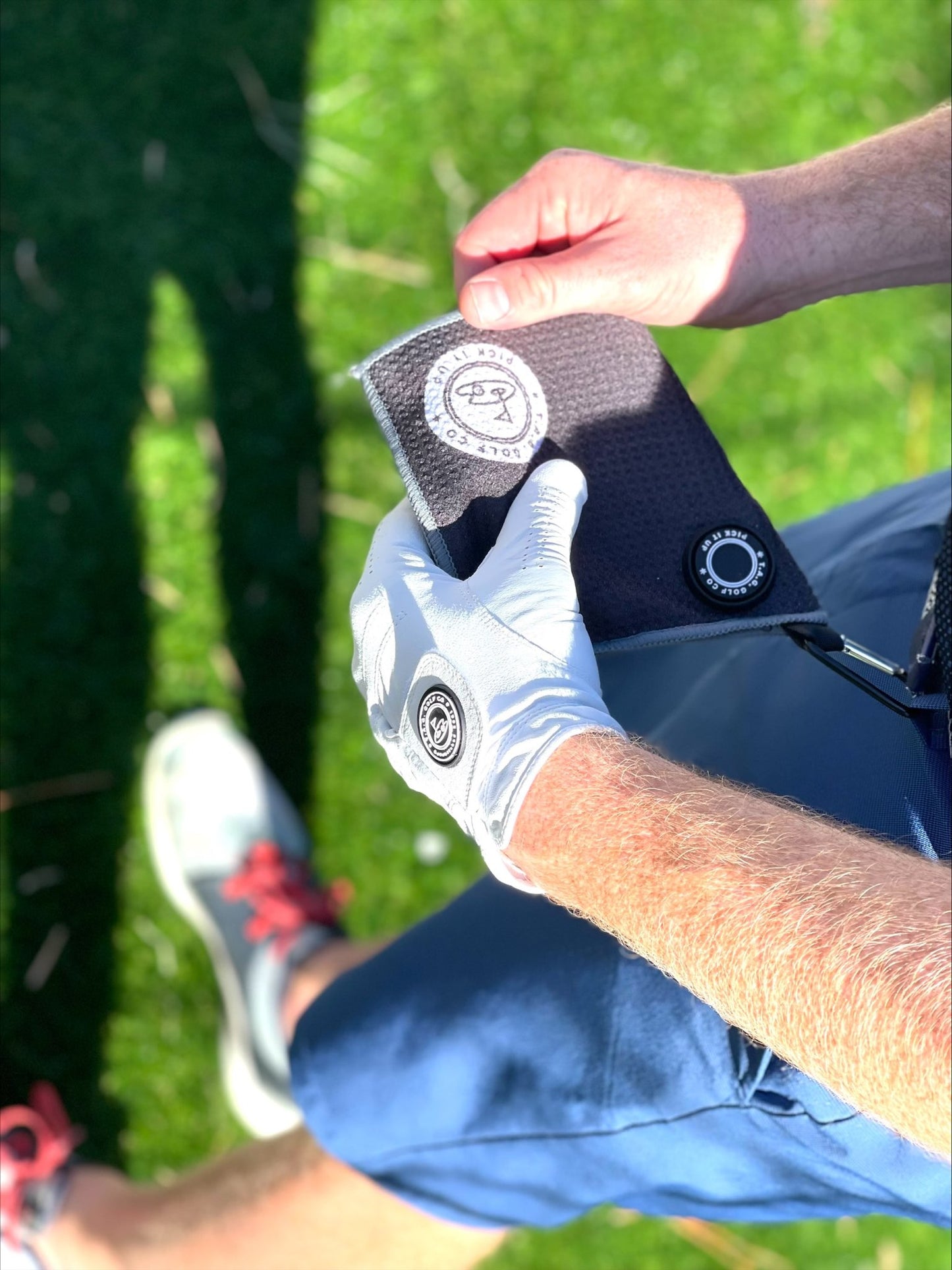 Pick It Up Series - Sidekick Small Magnetic Towel - Black